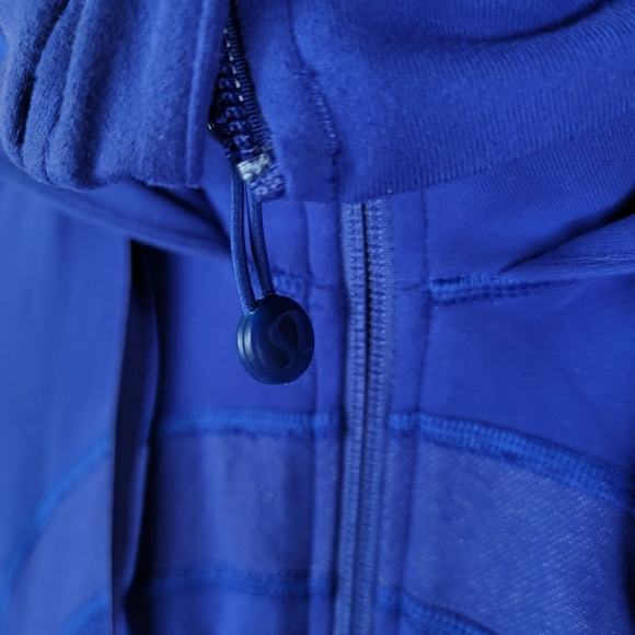 Royal blue Lululemon scuba hoodie. Size 6 sweater - Picture 4 of 7